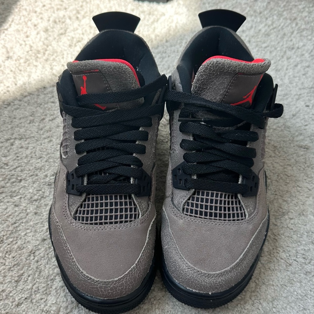 Jordan 4 Taupe Haze